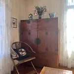 בית אירוח Catalana Del Ginkgo