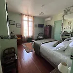 Catalana Del Ginkgo בית אירוח *